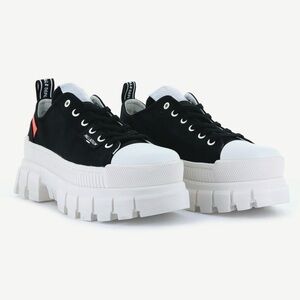 Palladium Shoes Revolt Low size 6